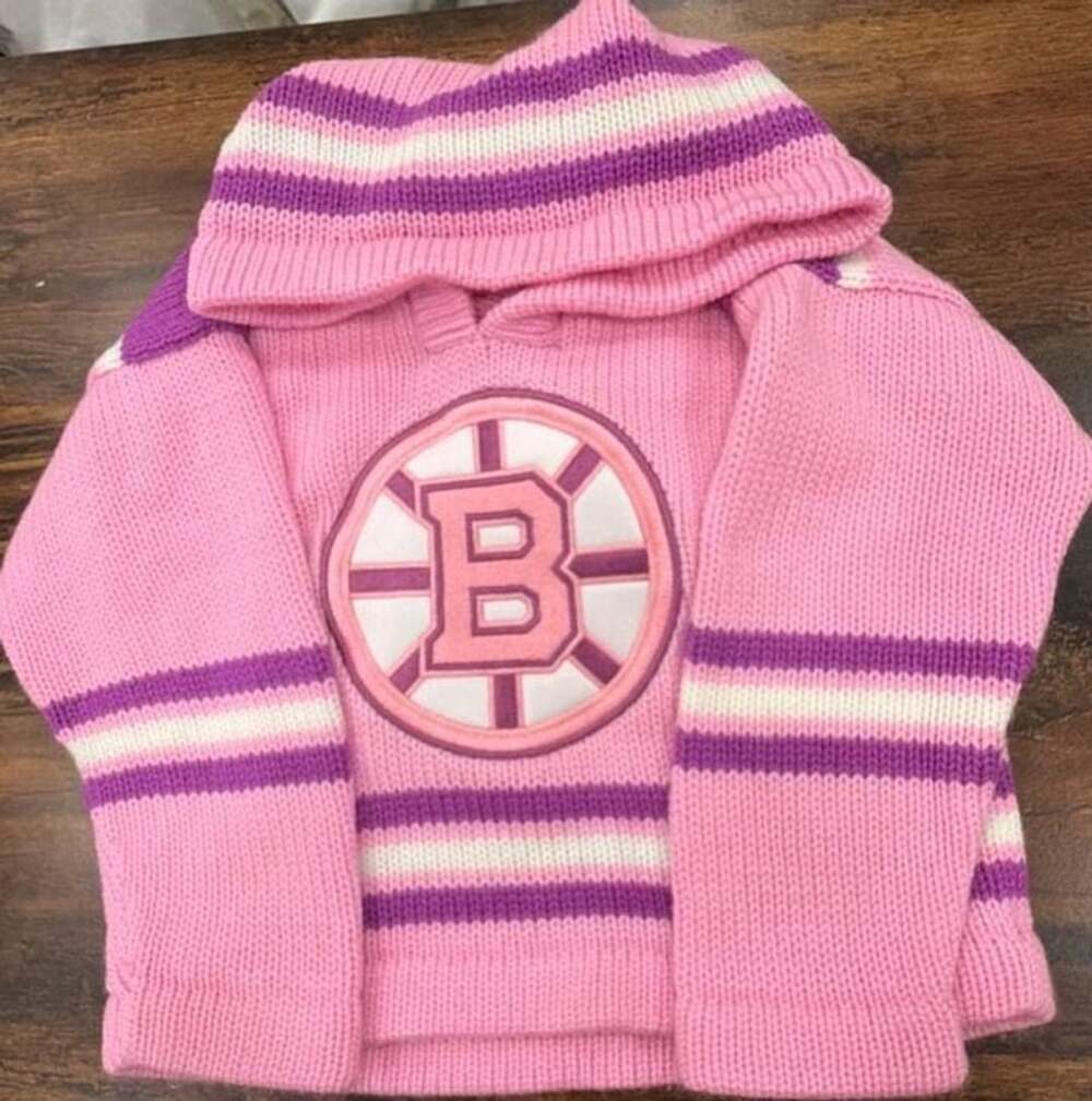 Boston Bruins NHL Pink Knit Hooded Sweater Youth Size 6